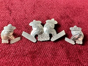 Taxco Silver Siesta Brooch & Screwback Earrings Set - Picture 1 of 11