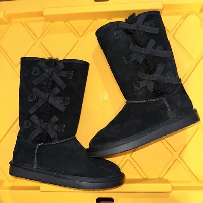 BOTAS ALTAS KOOLABURRA BY UGG VICTORIA LAZOS 1020171 NIÑOS NIÑAS TALLA 3 NEGRAS Foto 1 de 4