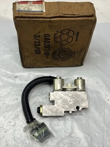 DELCO Pressure Differential Valve (Anti Lock Pressure Valve) 15618244 15661378 - Bild 1 von 9