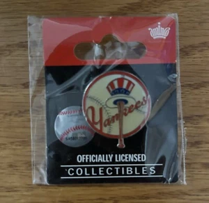 Pin icónico de los Yankees de Nueva York nuevo en paquete - Imagen 1 de 1