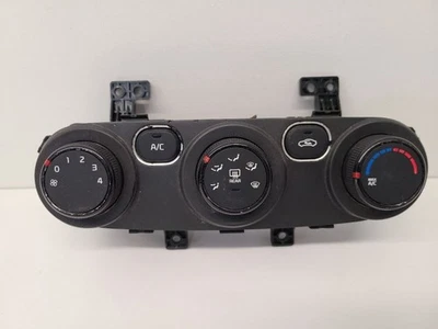 KIA FORTE 2017 2018 control de temperatura hatchback control de temperatura manual   Foto 1 de 4