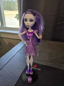 Monster High - Spectra Vondergeist - Dead Tired - BBR78 - Imagen 1 de 5