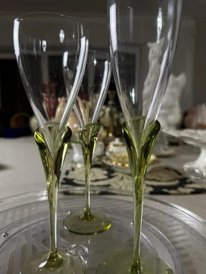 Rosenthal Papyrus Studio-Linie Green Stem Crystal Glasses – Set of 3 - Image 1 of 4