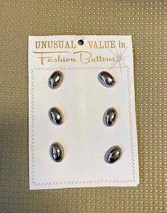 Vintage Unusual Value in Fashion Buttons - 6 on Card - Silver - Shank NOS - Picture 1 of 3