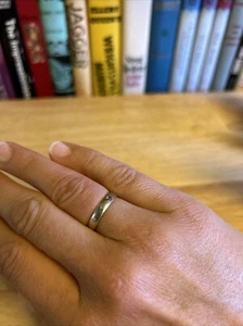 Hermoso anillo de oro blanco macizo tamaño 14k ~6 banda plana - Imagen 1 de 6