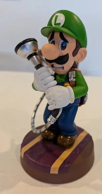 First 4 Figures Luigi's Mansion 3 Luigi 9 inch PVC Statue - PreOwned - image 1 of 4