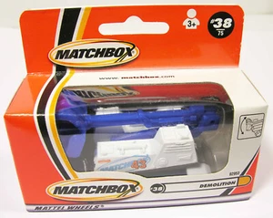 MINT MATCHBOX 638 DEMOLITION CRANE JCB CATERPILLAR IN UNOPENED BOX - Picture 1 of 1