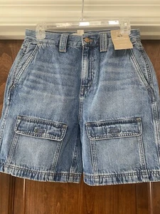 Madewell Baggy Jean Shorts With Cargo Pockets Sz 26 NWT - Picture 1 of 6