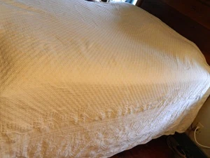 Historic Charleston Foundation Ellery Homestyles Cotton Matelasse Bedspread King - Picture 1 of 10