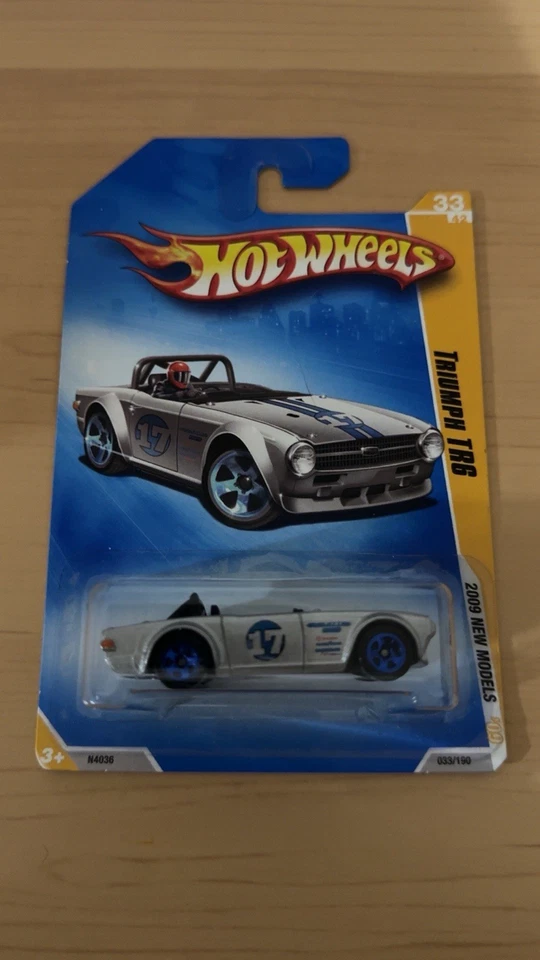 Hot Wheels Triumph TR6 2009 nuevos modelos 033/190 S47 Foto 1 de 2