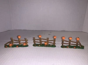 Spooky Town Lemax Pumpkin Fence Table Accent 2004 Retired #44142 - Picture 1 of 3