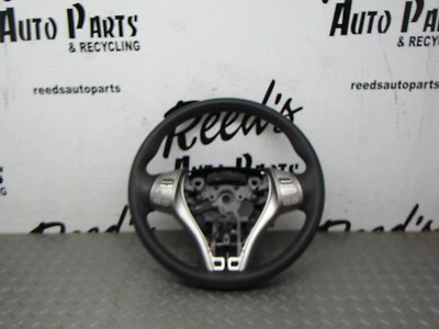 Volante Nissan Altima 2013-2016 con radio e interruptor de control de crucero OEM Foto 1 de 4