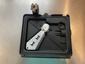 OEM  Air Cleaner PRIMER Base For Briggs & Stratton Engine  692298 795259 792040 - Picture 1 of 7