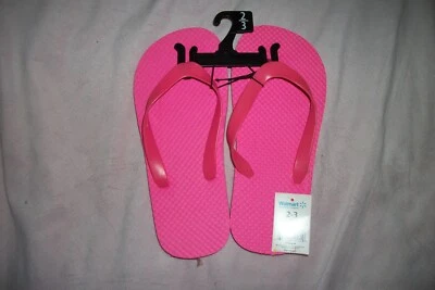Girls Bright Pink Flip Flops Thong Sandals Shower Shoes Size 2-3 - Image 1 of 3