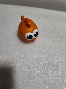 Juguete Squiter Baño Baby Shark William Naranja - Imagen 1 de 6