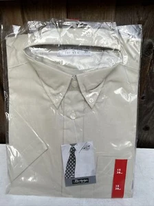 CAMISA BERKERTEX PARA HOMBRE MANGA CORTA 15” CUELLO BEIGE COLOR NUEVA. - Imagen 1 de 9