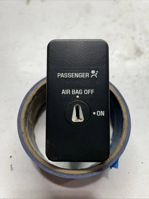 1998-2004 Chevy S10 Blazer Passenger Dash Switch Trim Bezel Insert OEM Read Ad - Image 1 of 4