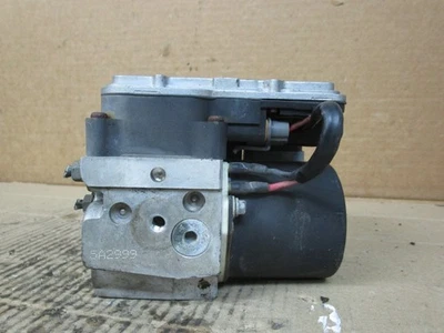 00 01 02 Isuzu Rodeo Bomba ABS Módulo Freno Antibloqueo 2000-2002 Parte 897212106 Foto 1 de 4