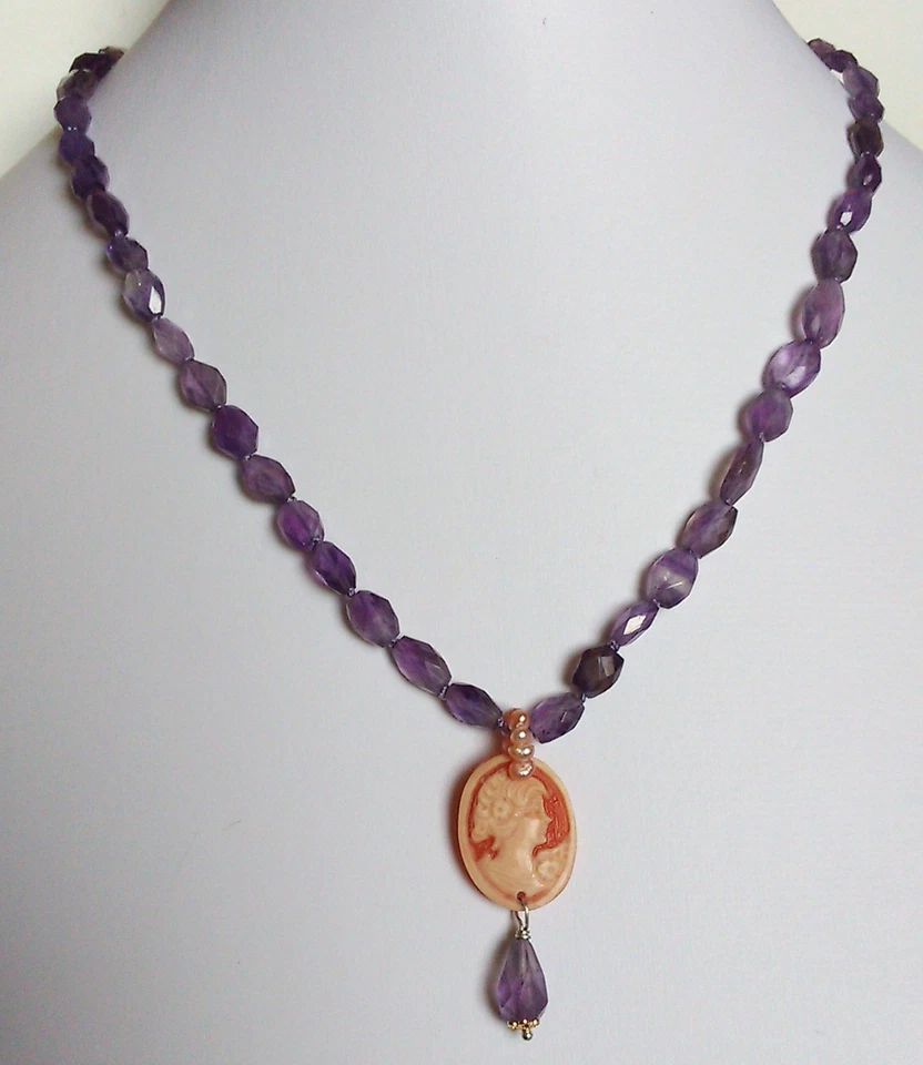 Collana ametista vero cammeo con profilo di dama perle rosa Argento 925 - Immagine 1 di 1