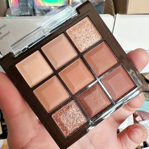 Dreamy Nine Colour Chocolate Eyeshadow Palette - Picture 1 of 5