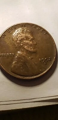 1952 D Lincoln Wheat Penny with  Printing Error - L on Rim  - Image 1 of 4