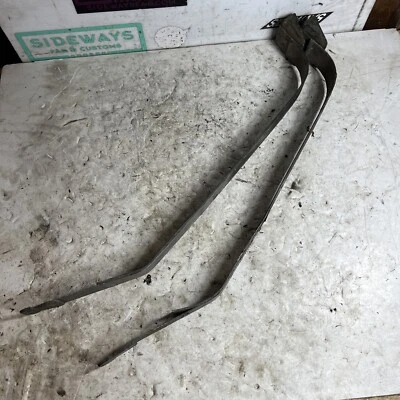 Par de correas para tanque de combustible Datsun 280zx 79-83 soportes de montaje para tanque de gasolina Foto 1 de 4