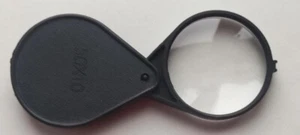 Magnifying glass - Picture 1 of 5