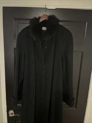 VTG Lorovi Wool Coat Size 20 Tall Black Faux Fur Collar Elegant Full-Length USA - Image 1 of 4