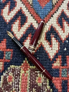 Montblanc Meisterstuck Classic 4810 14k Gold Burgundy Fountain Pen Ships Fast!!! - Picture 1 of 14