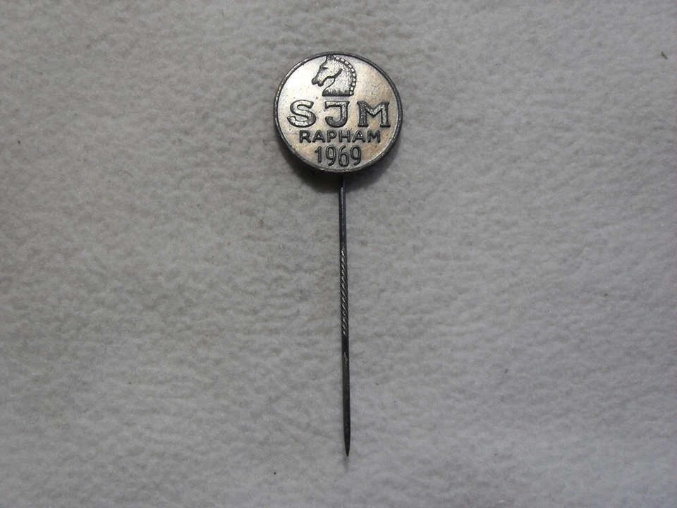 Sweden National Junior Chess Championships Svensk SM - Rapham 1969 stickpin - Image 1 of 1