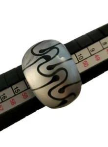 Clear Acrylic And Black Swirl Ring Size 6.25 Womans - Picture 1 of 4