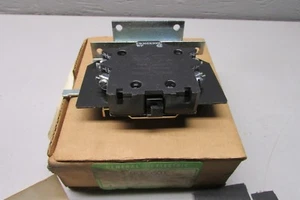 GE CR305X500C Auxiliary Contact Kit  - Picture 1 of 1