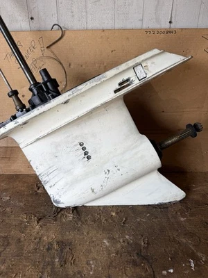 Caja de engranajes de unidad inferior 150-225 HP Johnson Evinrude Ficht 25” Foto 1 de 4
