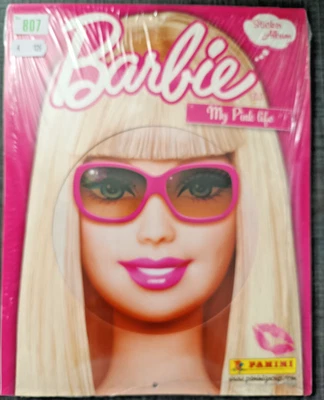 Album Figurine PANINI SIGILLATO BLISTERATO - BARBIE MY PINK LIFE - c/Set Fig - Immagine 1 di 3