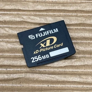 Olympus xD Picture Memory Card 256MB  - Fits Fuji & Olympus cameras - Picture 1 of 2