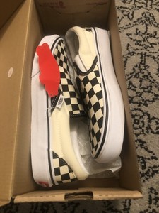 high top checkerboard vans