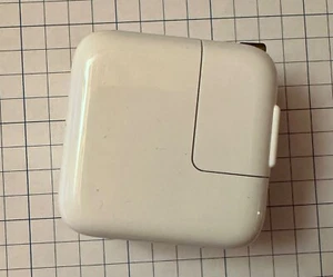 Authentic Apple USB 12W Power Adapter Model A2167 - Photo 1 sur 3