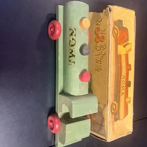 Camión cisterna de juguete de madera Noma "Woodies" de 1940 Segunda Guerra Mundial con caja original súper raro - Imagen 1 de 16