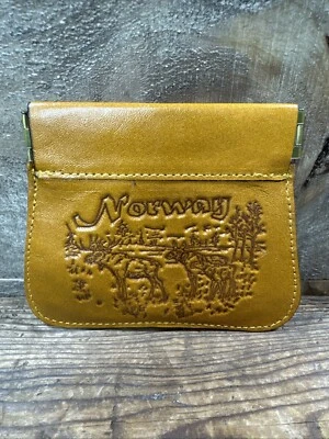 De Colección Noruega Hecha a Mano Novedad Cuero Moneda Pellizco Cartera Bolso Escena de Alce Foto 1 de 4