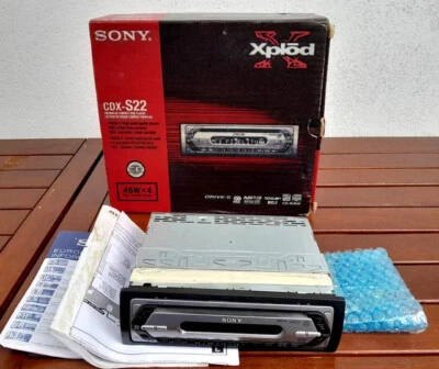 Autoradio Sony Cd Radio MP3 CDX-S22 Xplod Vintage Funzionante - Immagine 1 di 4