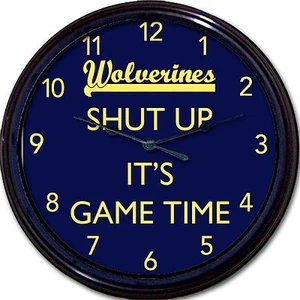 Michigan Wolverines Ann Arbor NCAA Fußball Wanduhr Halt Es ist Spielzeit! - Bild 1 von 1