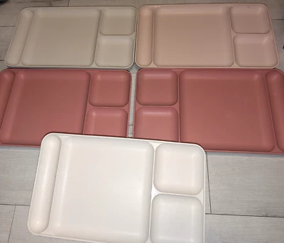 Vintage Tupperware Divided Trays Set Of 5 #1535 TV Dinner - Image 1 of 2