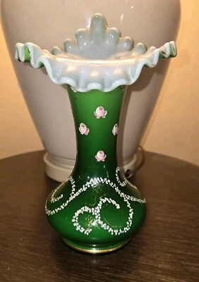 RARO JARRÓN VERDE HIEDRA ROSA FENTON CHARLETON DE COLECCIÓN JACK IN THE PULPIT ¡Solo 100 Hecho! Foto 1 de 4