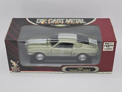 Ford Shelby Mustang GT-500 Road Signature - verde oliva - escala 1:18 Foto 1 de 4