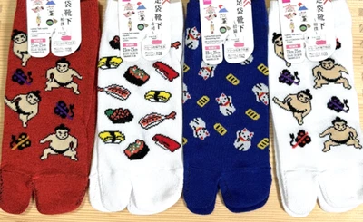 [Juego de 4 pares] Calcetines Maneki-neko Sumo Sushi, talla 23-25 cm Foto 1 de 4