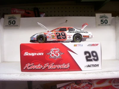 Kevin Harvick Goodwrench 2005 1/24 #29/a presión 85 aniversario Monte Carlo Foto 1 de 4