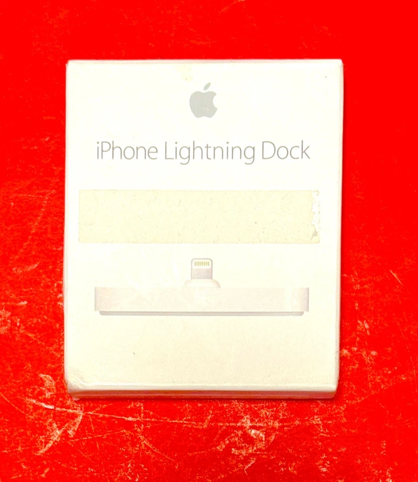 New Open Box Apple A1605 MNN62AM/A Lightning Dock for iPhone - White - Image 1 of 4