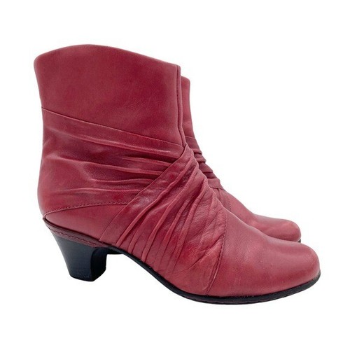 Stivaletti plissettati Cobb Hill by New Balance Shannon in pelle rosso ciliegia taglia 8