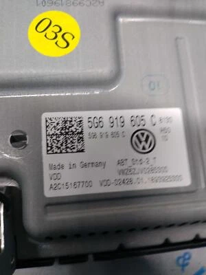 Volkswagen Atlas 2018 pantalla de infoentretenimiento gris OEM 5G6919605C 126 k millas Foto 1 de 3