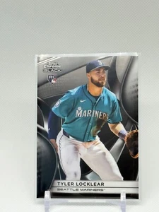 2025 Topps Chrome Black #117 Tyler Locklear Rookie RC - Picture 1 of 2